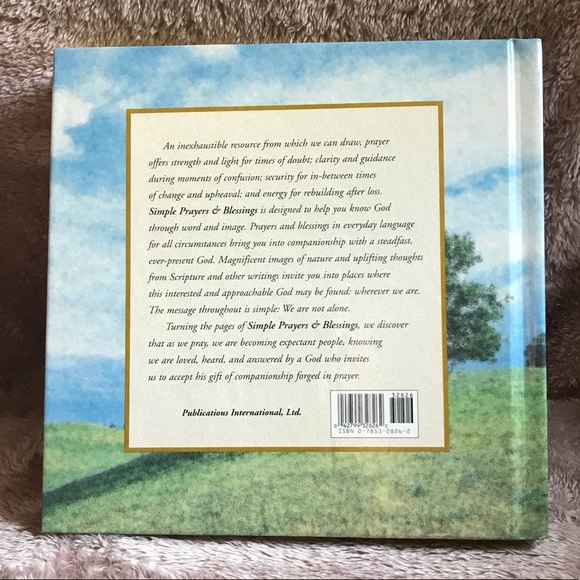 Simple Prayers and Blessings Book - Picture 2 of 10
